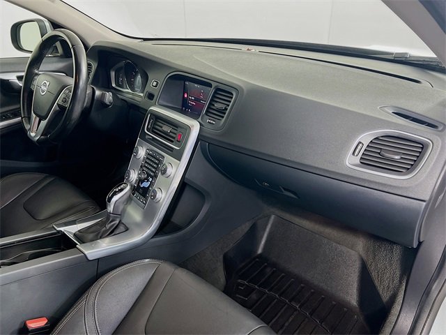 Used 2018 Volvo S60 T5 Dynamic w/ Vision Package image 29