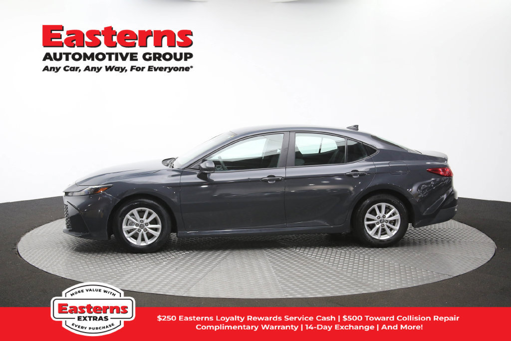 Used 2025 Toyota Camry LE FWD image 58