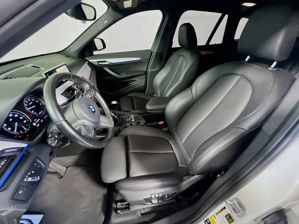 Used 2021 BMW X1 xDrive28i w/ M Sport Package AWD/4WD image 19