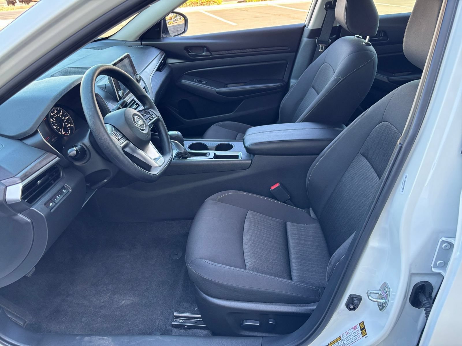 Used 2026 Nissan Altima 2.5 SV FWD image 27