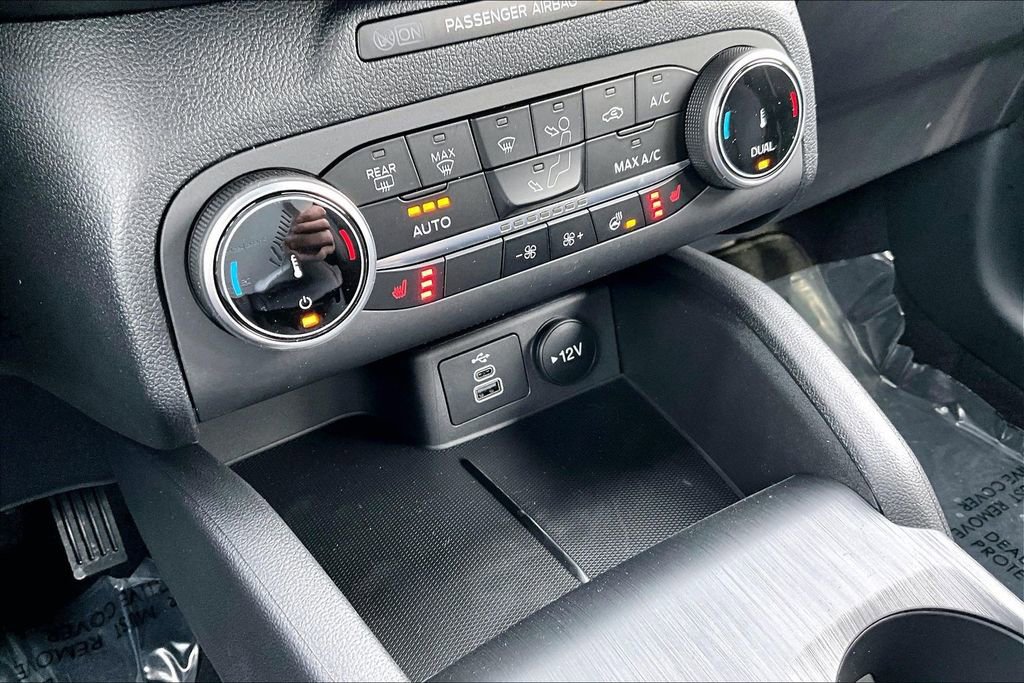 New 2026 Ford Escape ST-Line w/ Cold Weather Package image 23
