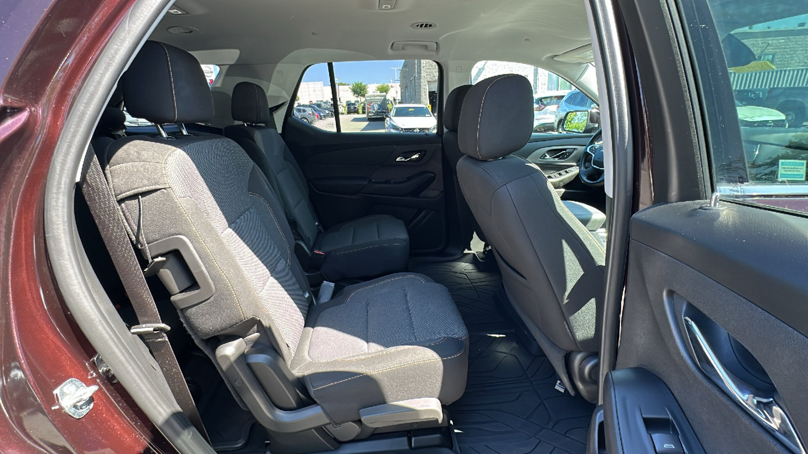 Used 2021 Chevrolet Traverse LT AWD/4WD image 24