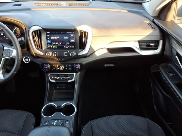Used 2024 GMC Terrain SLE w/ Driver Convenience Package AWD/4WD image 19