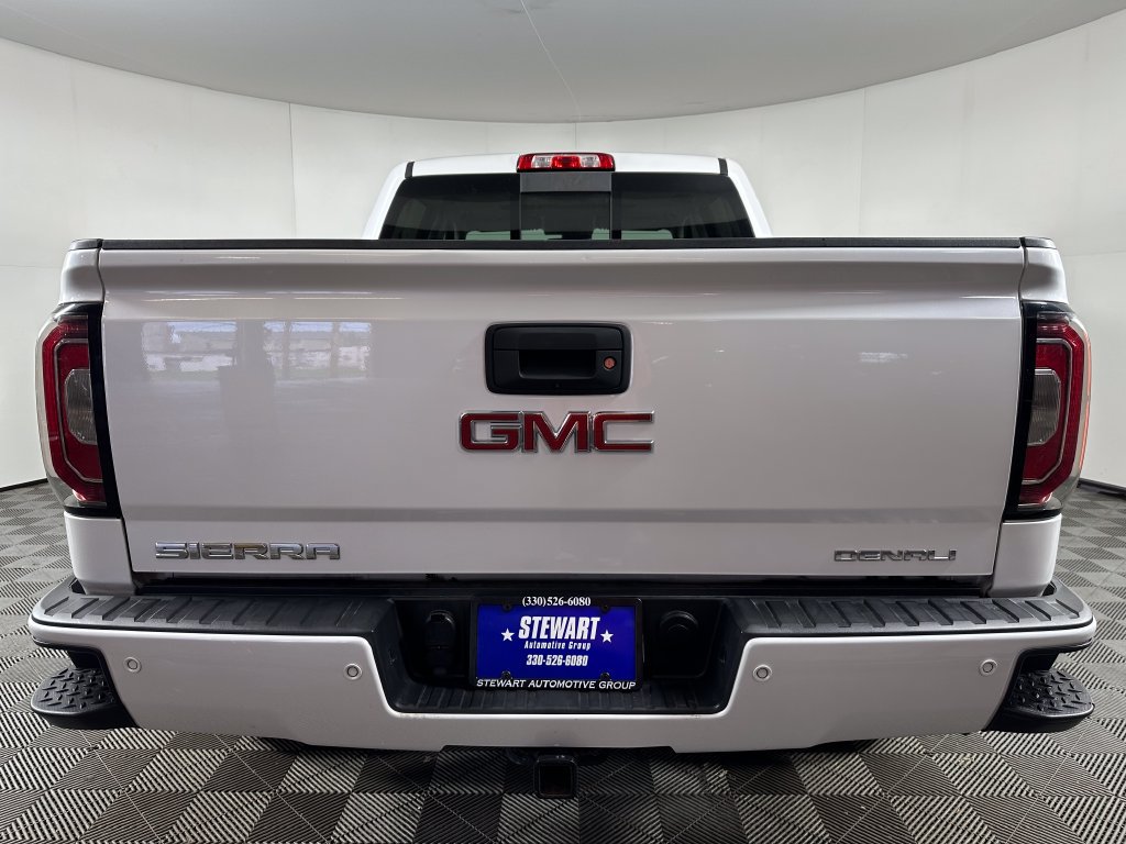 Used 2018 GMC Sierra 1500 Denali AWD/4WD image 4