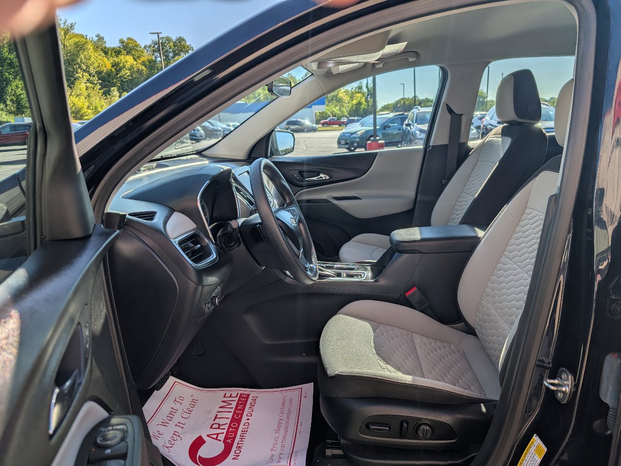 Used 2021 Chevrolet Equinox LS image 9