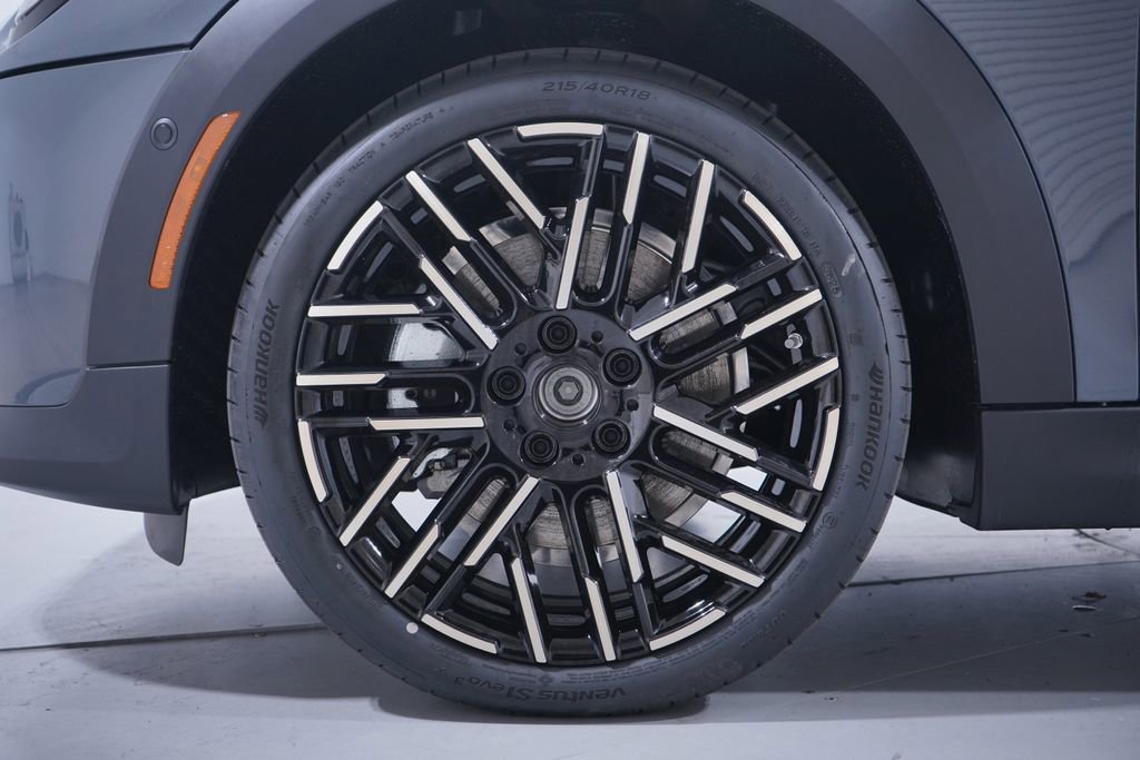 New 2026 MINI Cooper S image 2