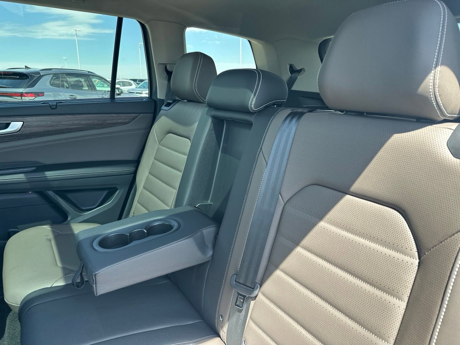 New 2026 Volkswagen Atlas SEL AWD/4WD image 21