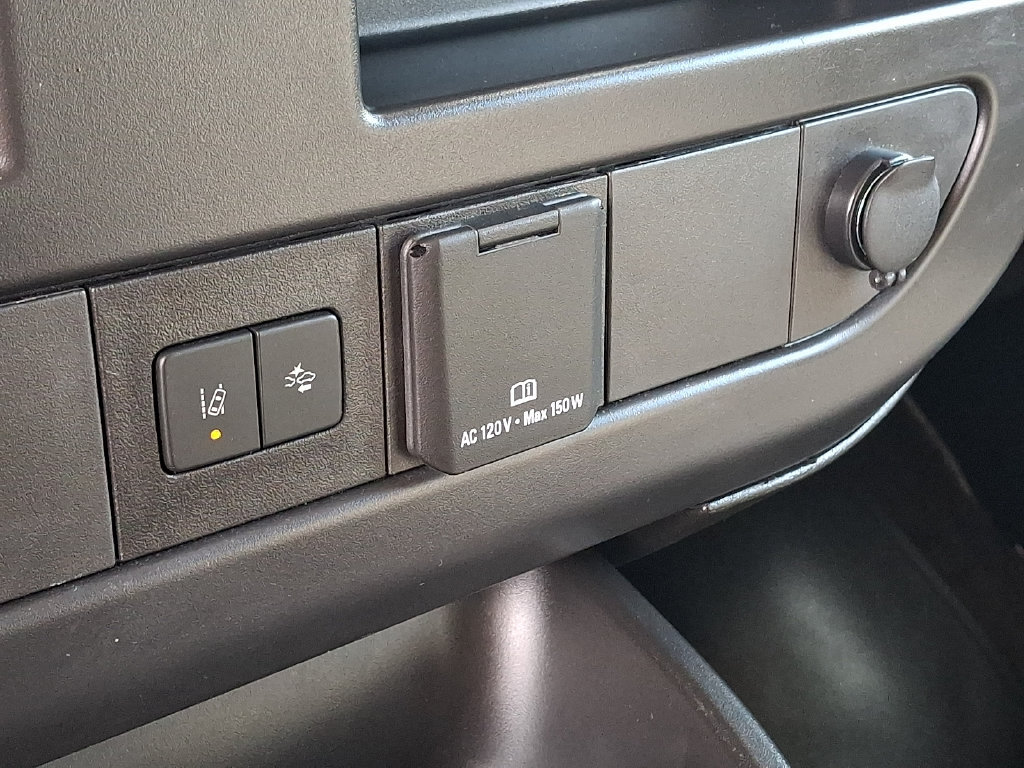 Used 2026 GMC Savana 3500 LT w/ LT Preferred Equipment Group RWD image 24