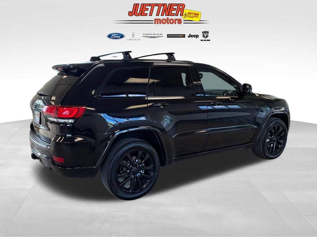 Used 2020 Jeep Grand Cherokee Altitude AWD/4WD image 6