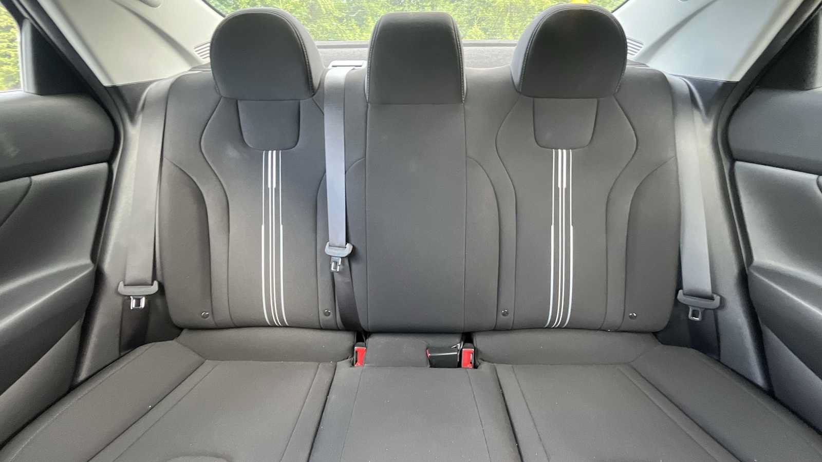 Used 2023 Hyundai Elantra SEL w/ Convenience Package FWD image 28
