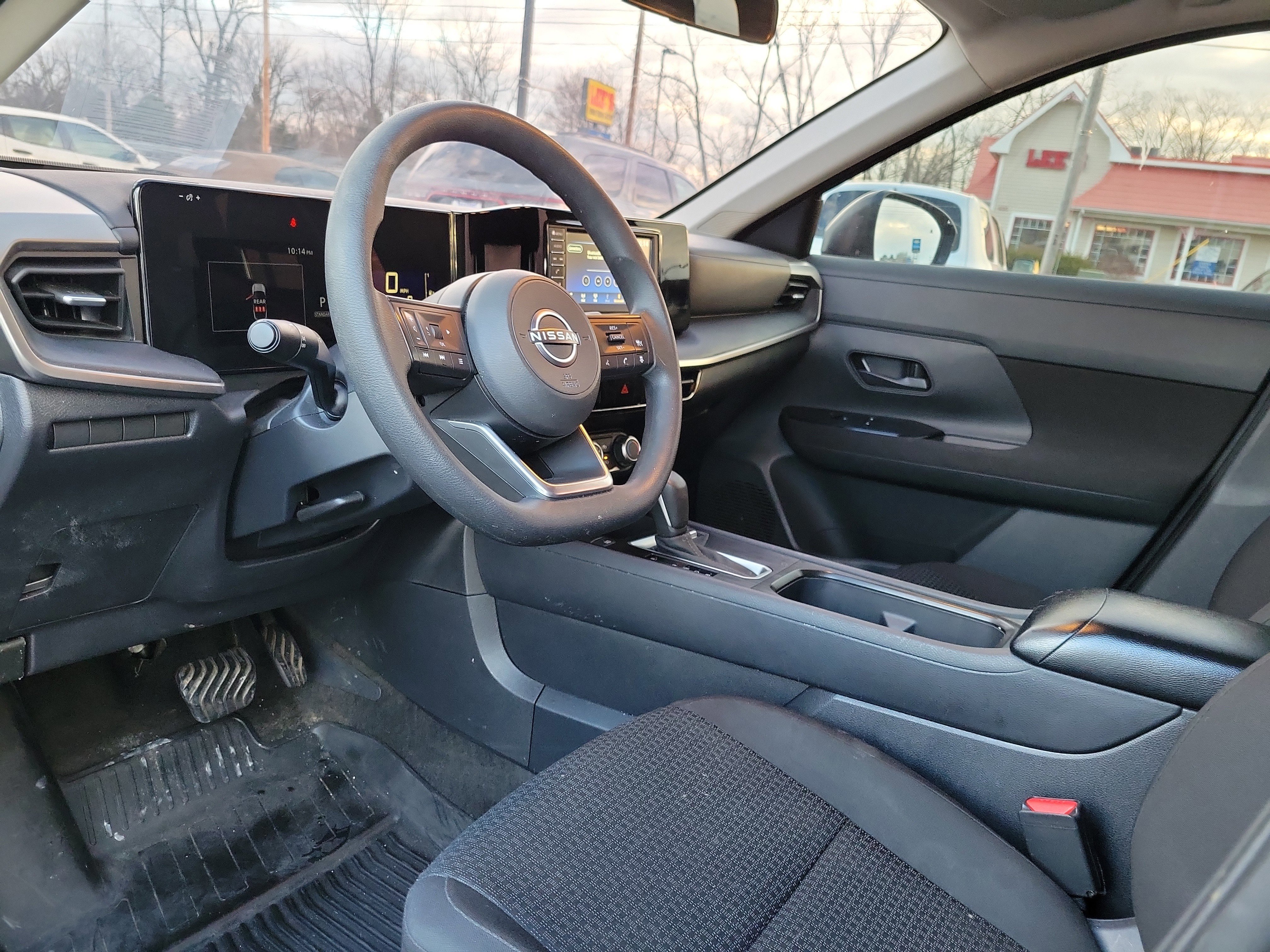 Used 2025 Nissan Kicks S image 19