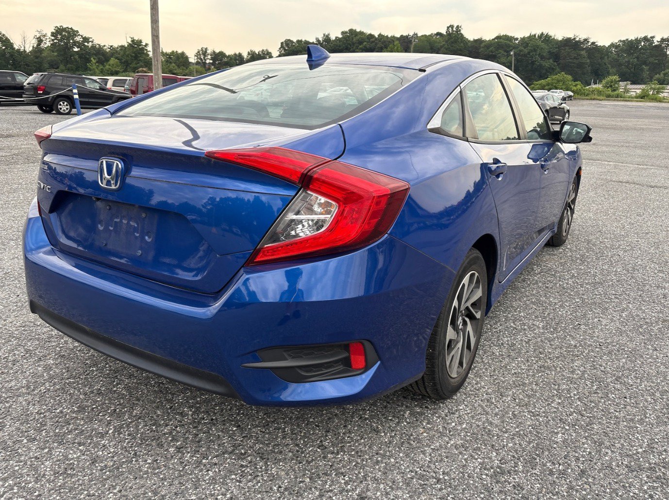 Used 2018 Honda Civic EX image 8