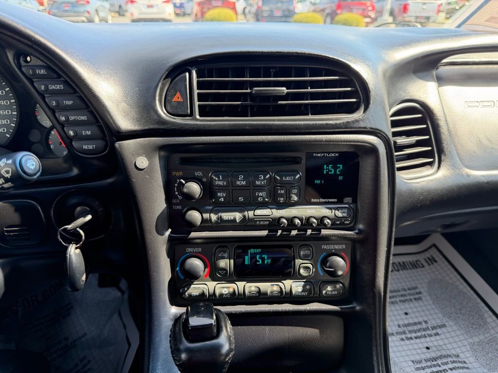 Used 2000 Chevrolet Corvette Convertible image 21