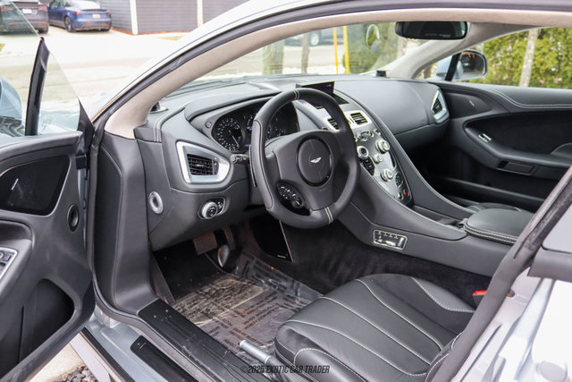 Used 2014 Aston Martin Vanquish Coupe image 27