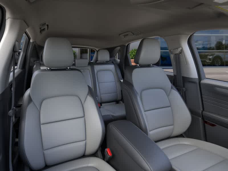 Used 2025 Ford Escape SE FWD image 19