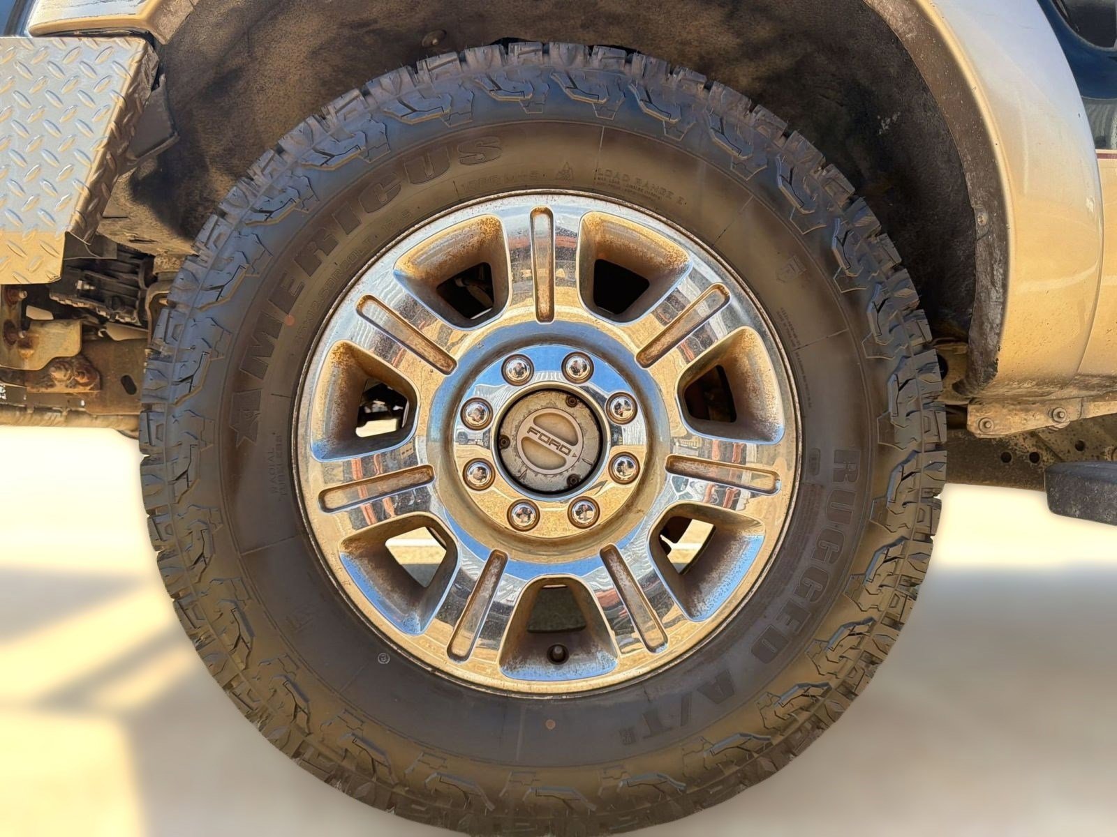 Used 2013 Ford F250 King Ranch w/ King Ranch w/Chrome Pkg image 11