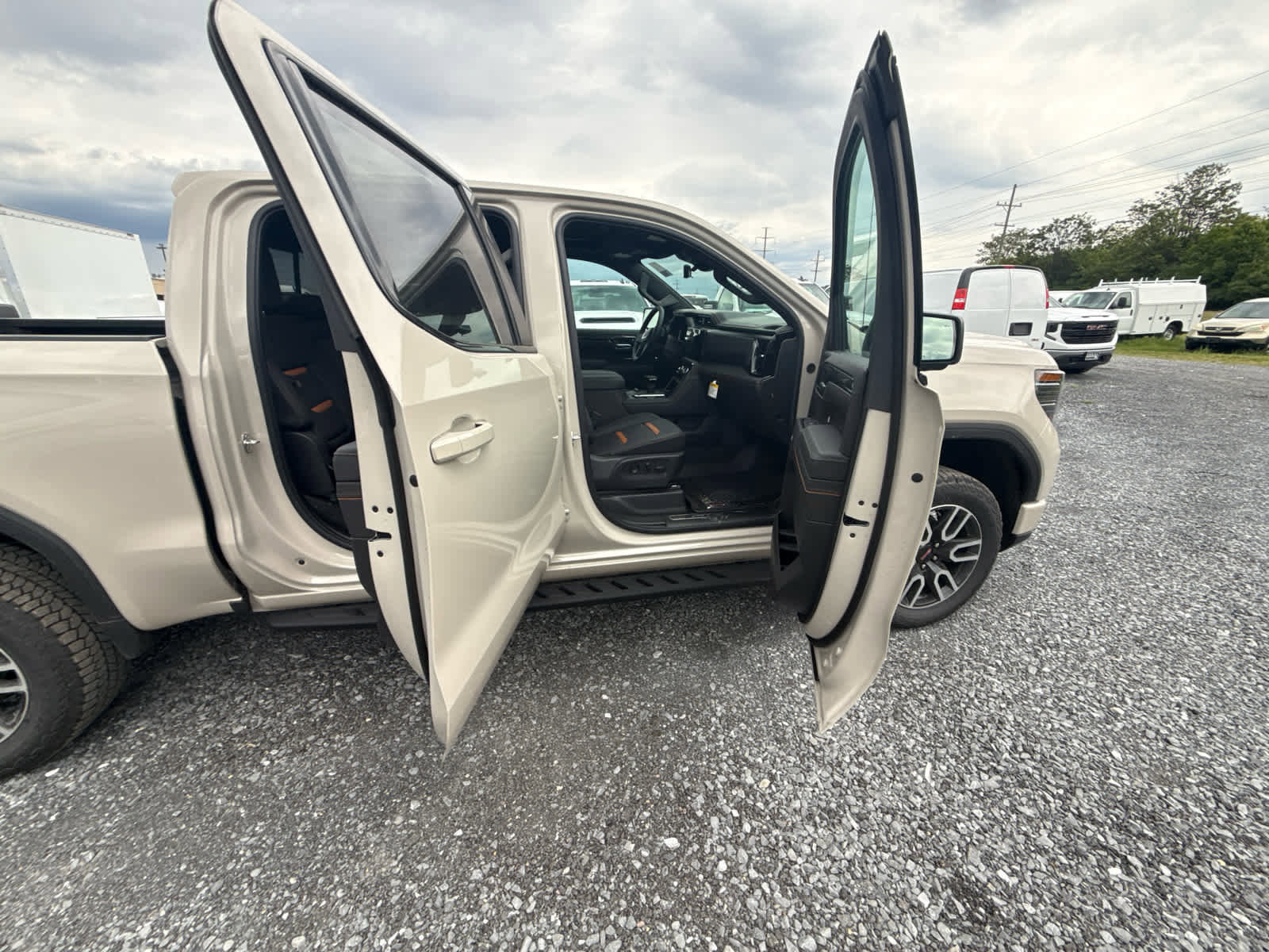 New 2026 GMC Sierra 1500 AT4 w/ AT4 Premium Package AWD/4WD image 35