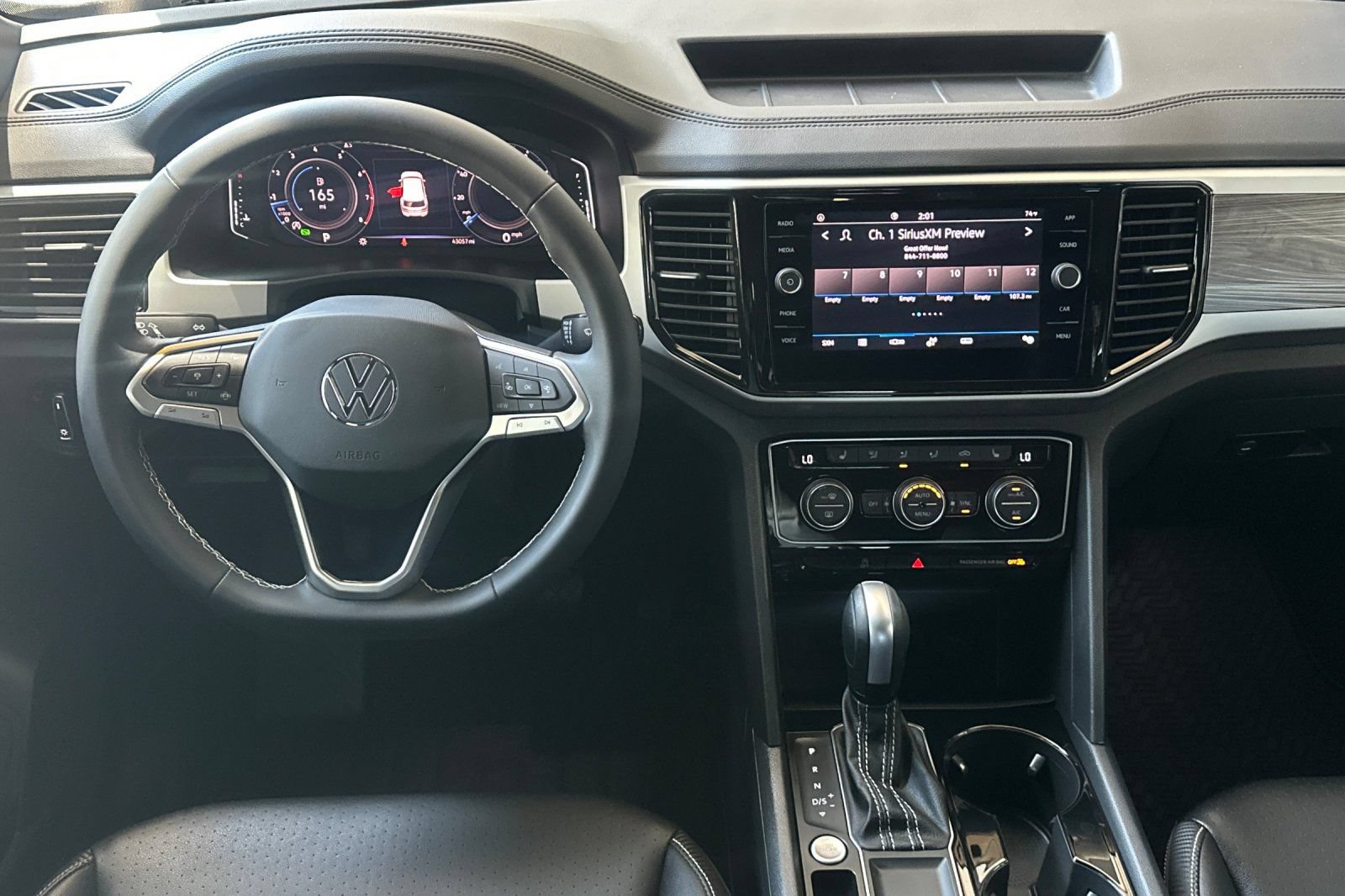 Used 2023 Volkswagen Atlas Cross Sport SE FWD image 14
