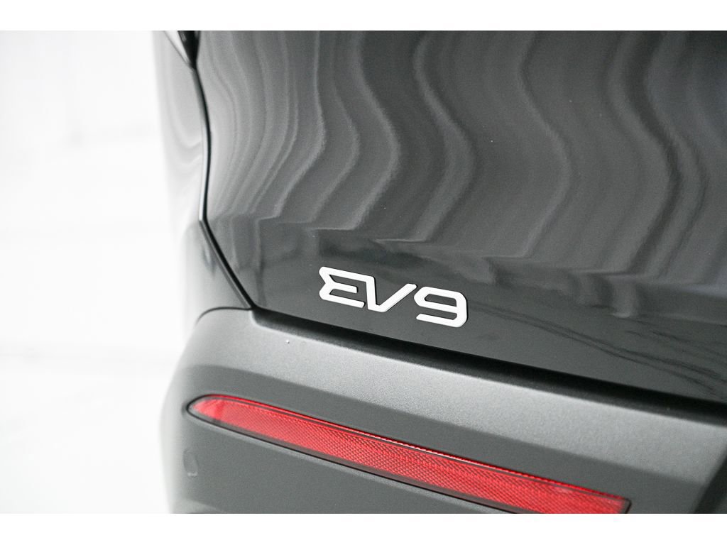 New 2026 Kia EV9 Wind image 45