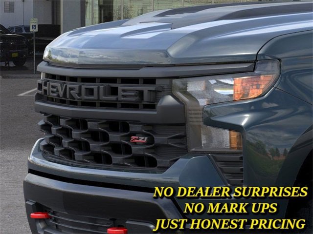 New 2026 Chevrolet Silverado 1500 Custom Trail Boss w/ LPO, Dark Essentials Package image 13