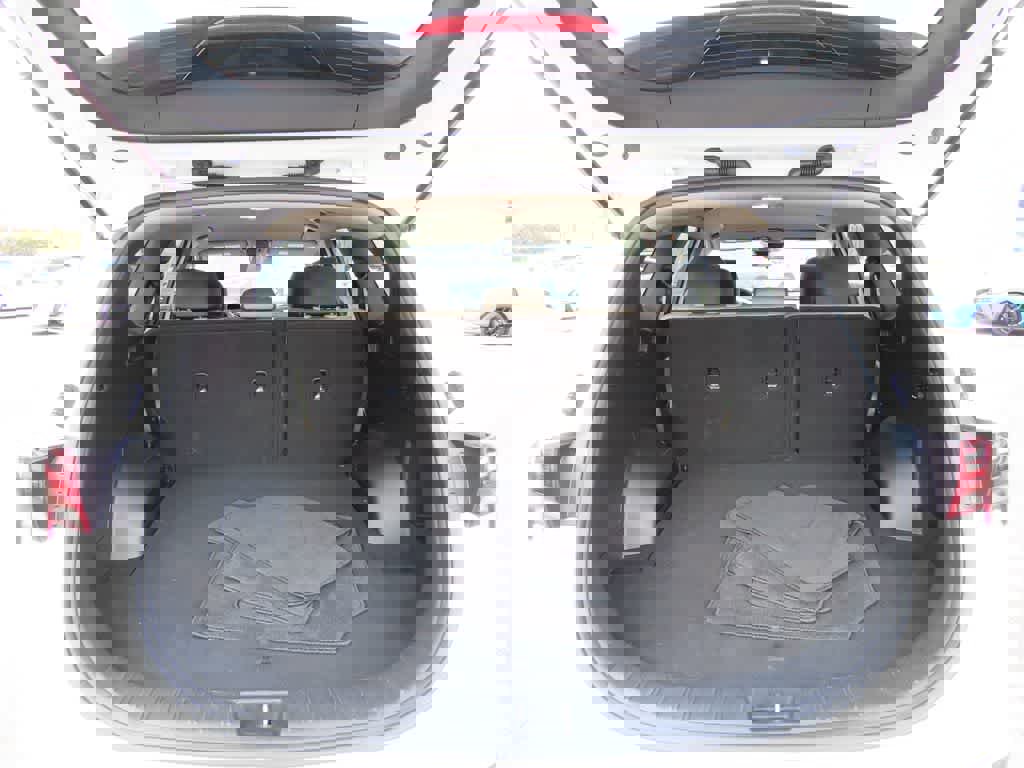 Used 2022 Hyundai Santa Fe SE image 13