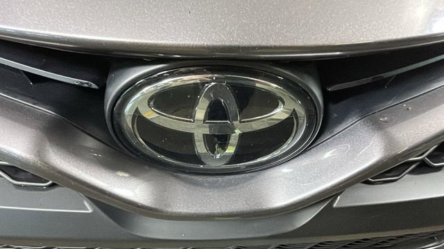 Used 2024 Toyota Camry SE FWD image 9