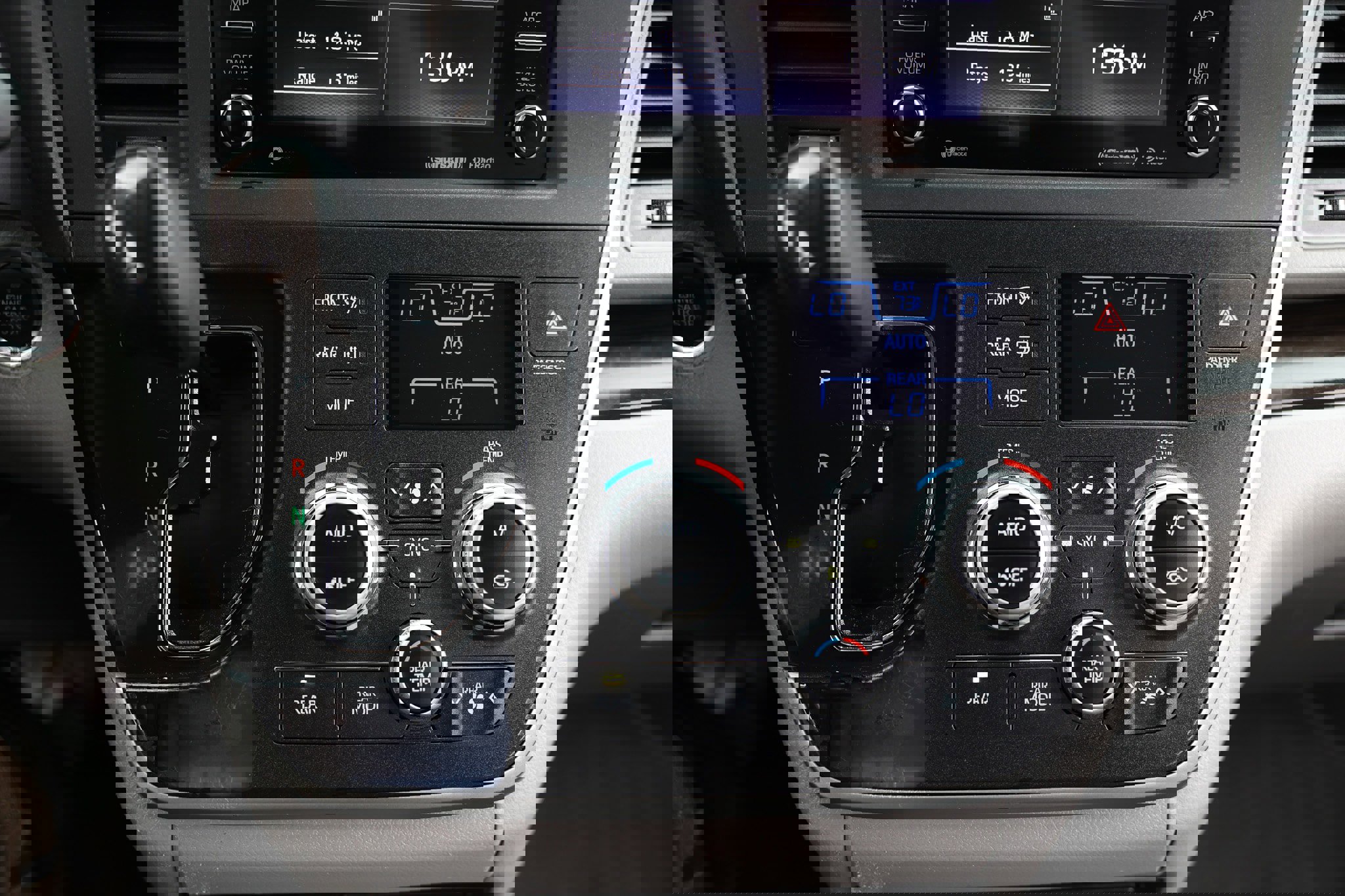 Used 2020 Toyota Sienna XLE image 37