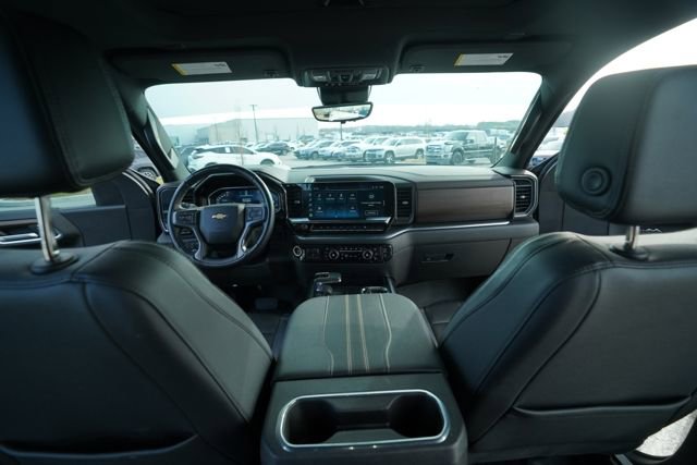 Used 2024 Chevrolet Silverado 1500 High Country image 26