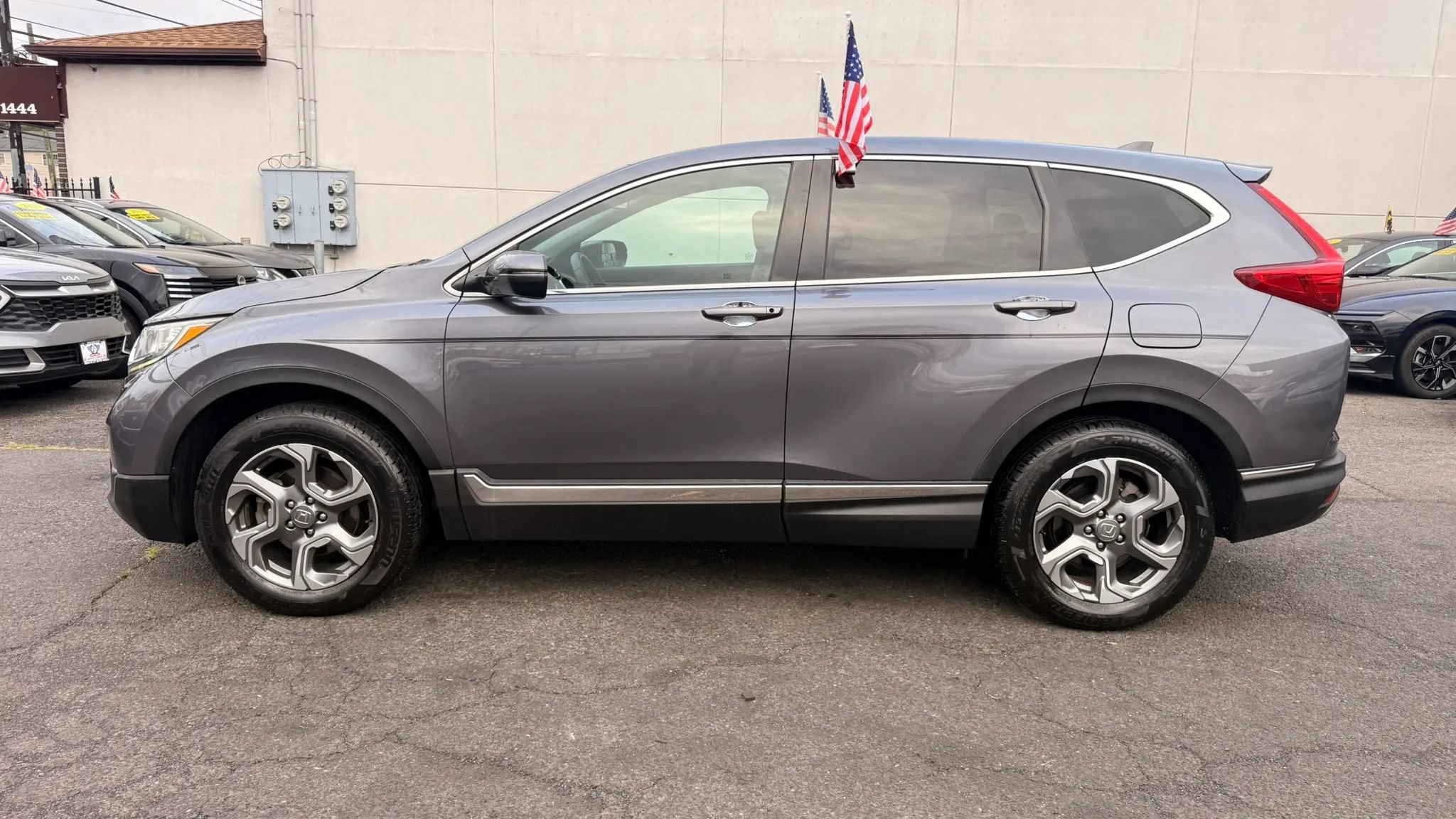 Used 2018 Honda CR-V EX image 10
