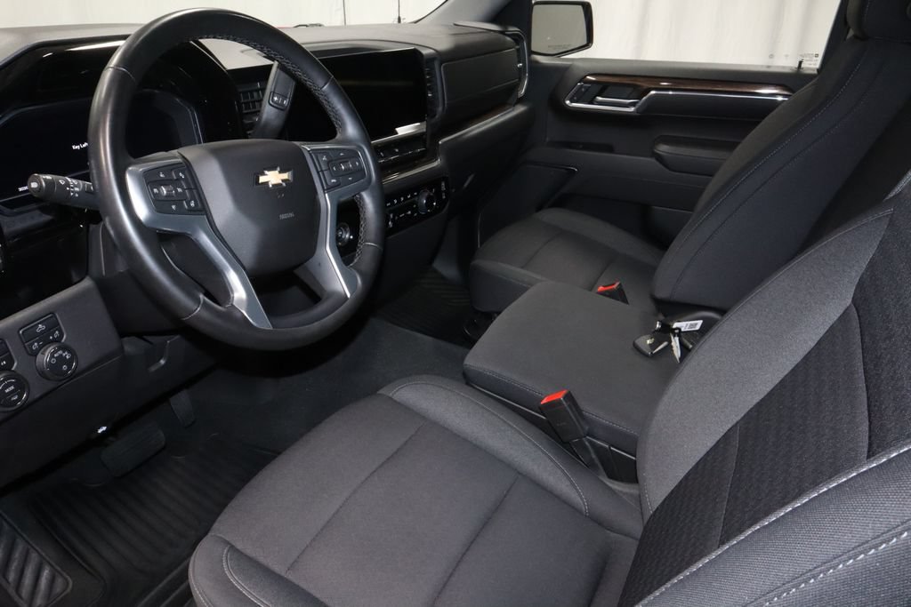 Used 2023 Chevrolet Silverado 1500 LT AWD/4WD image 22