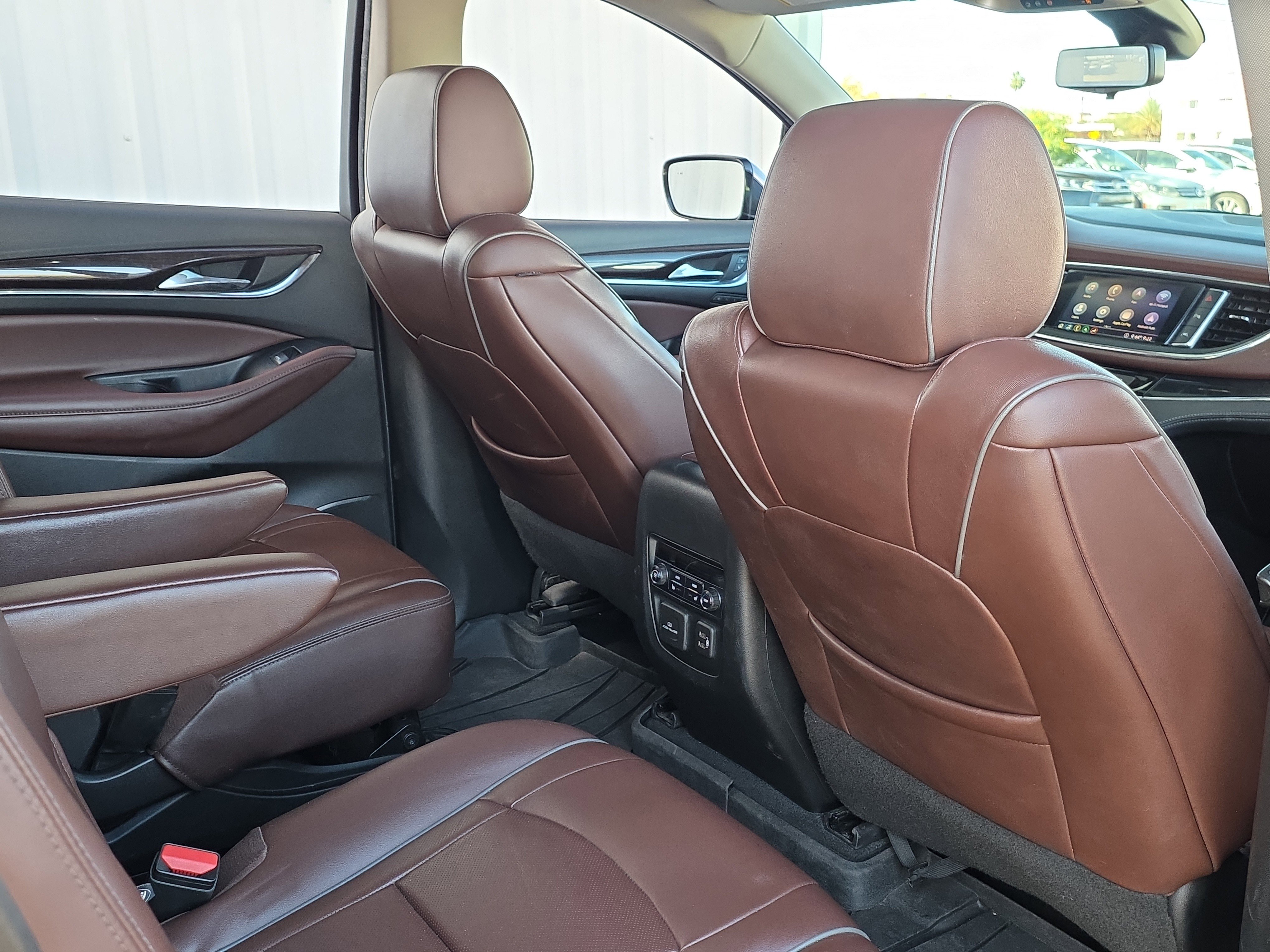 Used 2021 Buick Enclave Avenir w/ Avenir Technology Package image 31