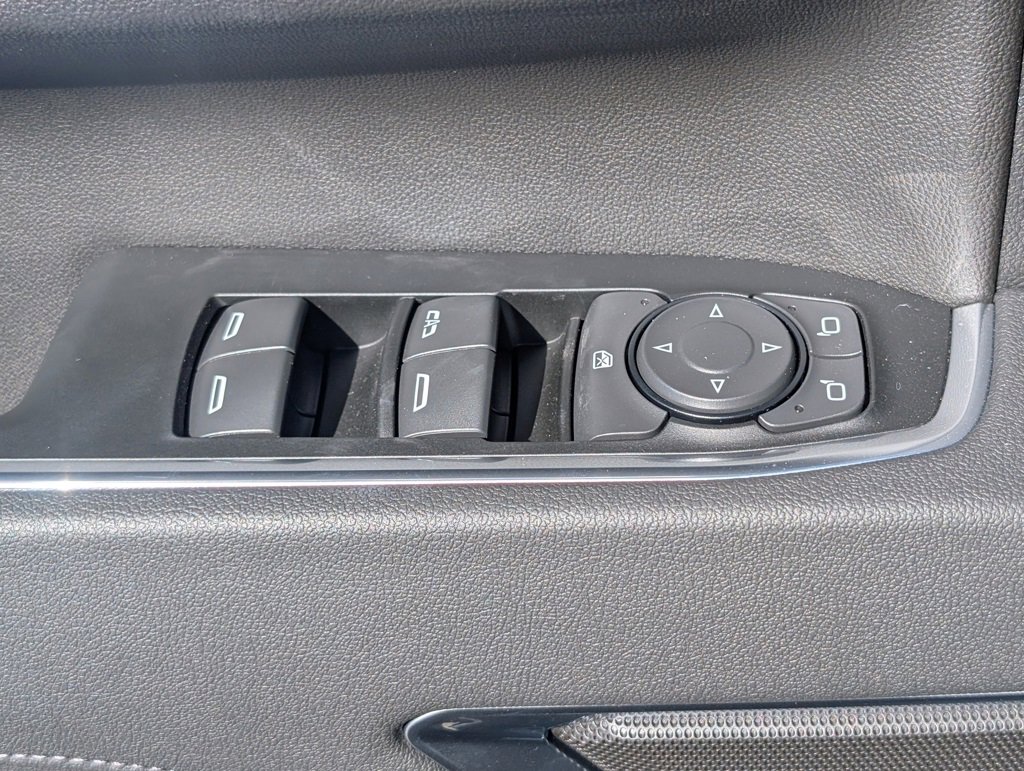 New 2026 GMC Sierra 2500 SLE w/ Preferred Package image 11