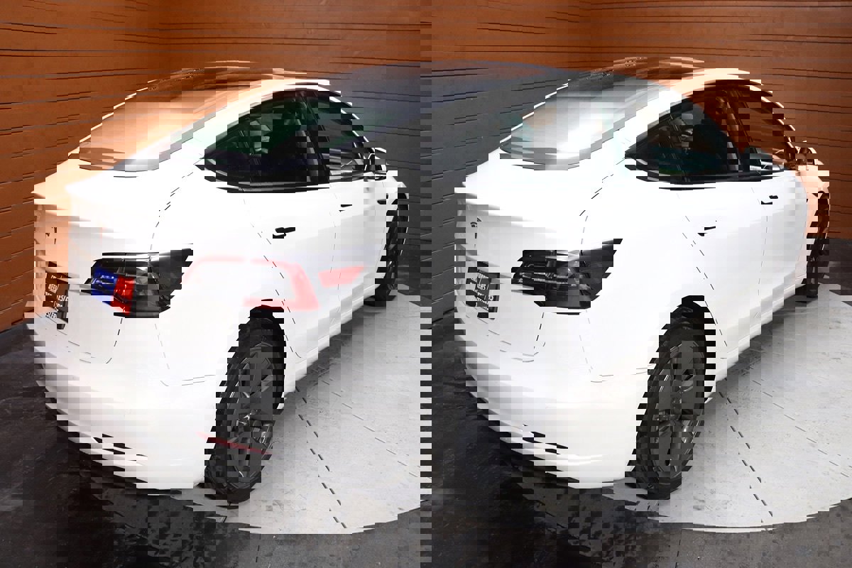 Used 2023 Tesla Model 3 Standard Range RWD image 19