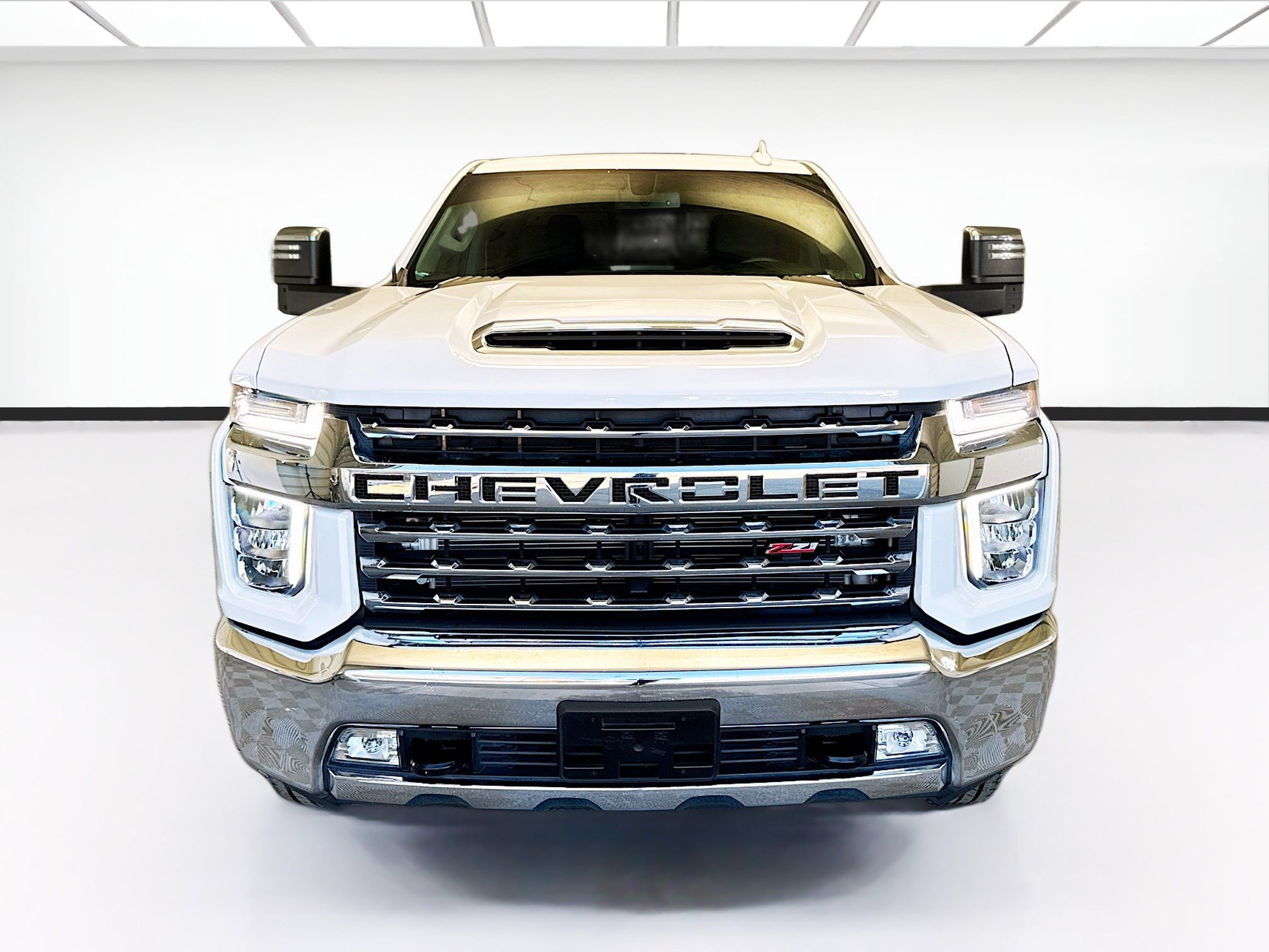 Used 2022 Chevrolet Silverado 3500 LTZ w/ LTZ Convenience Package AWD/4WD image 2