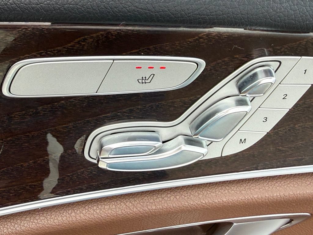 Used 2019 Mercedes-Benz E 300 image 36