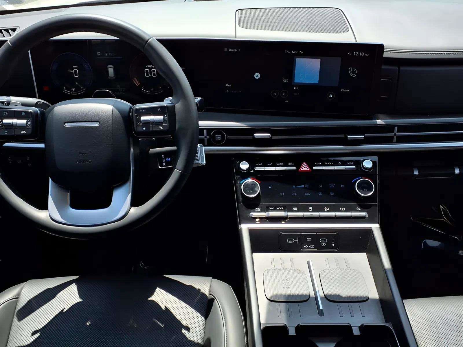 Certified 2024 Hyundai Santa Fe XRT image 17