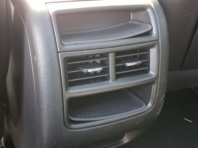 Certified 2025 Cadillac XT5 Premium Luxury image 9