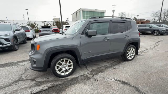 Used 2020 Jeep Renegade Latitude w/ Cold Weather Group AWD/4WD image 4