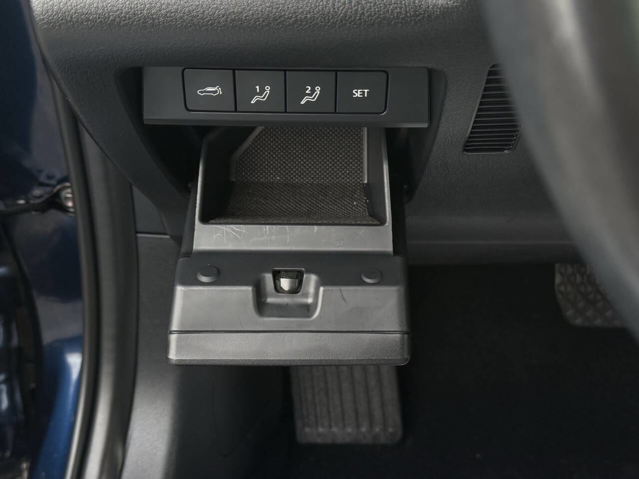 Used 2021 MAZDA CX-30 AWD 2.5 S w/ Premium Package image 17