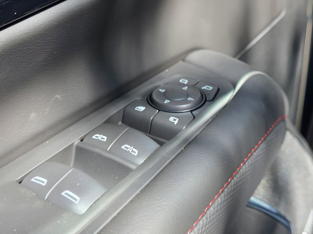 New 2026 Chevrolet Suburban RST image 19