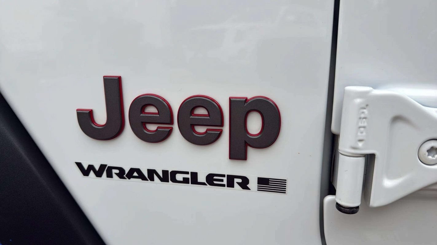 Used 2024 Jeep Wrangler Unlimited Rubicon AWD/4WD image 21