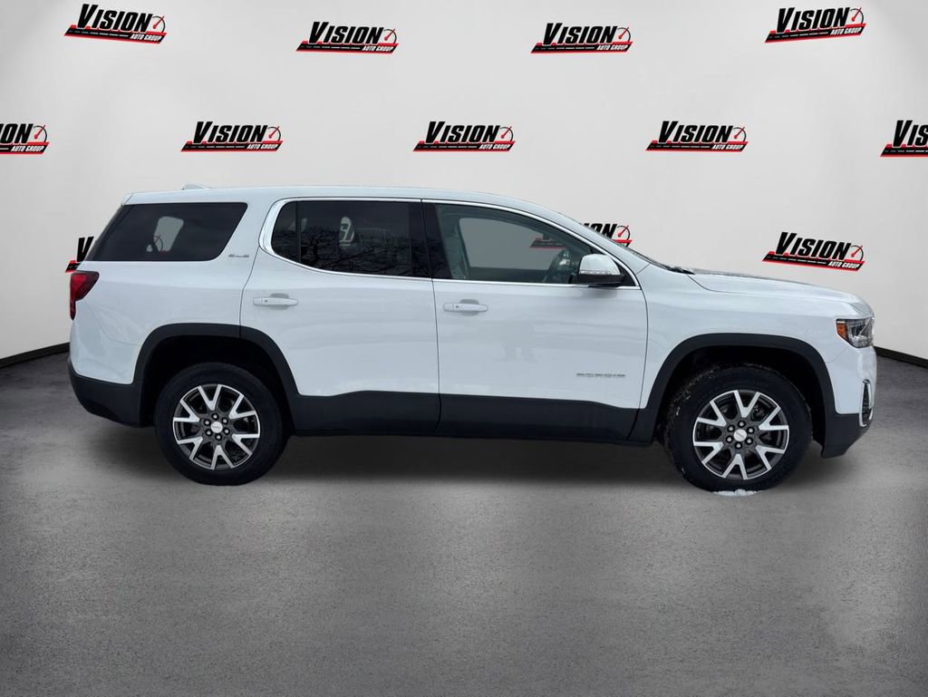 Used 2023 GMC Acadia SLE w/ LPO, Floor Liner Package image 4