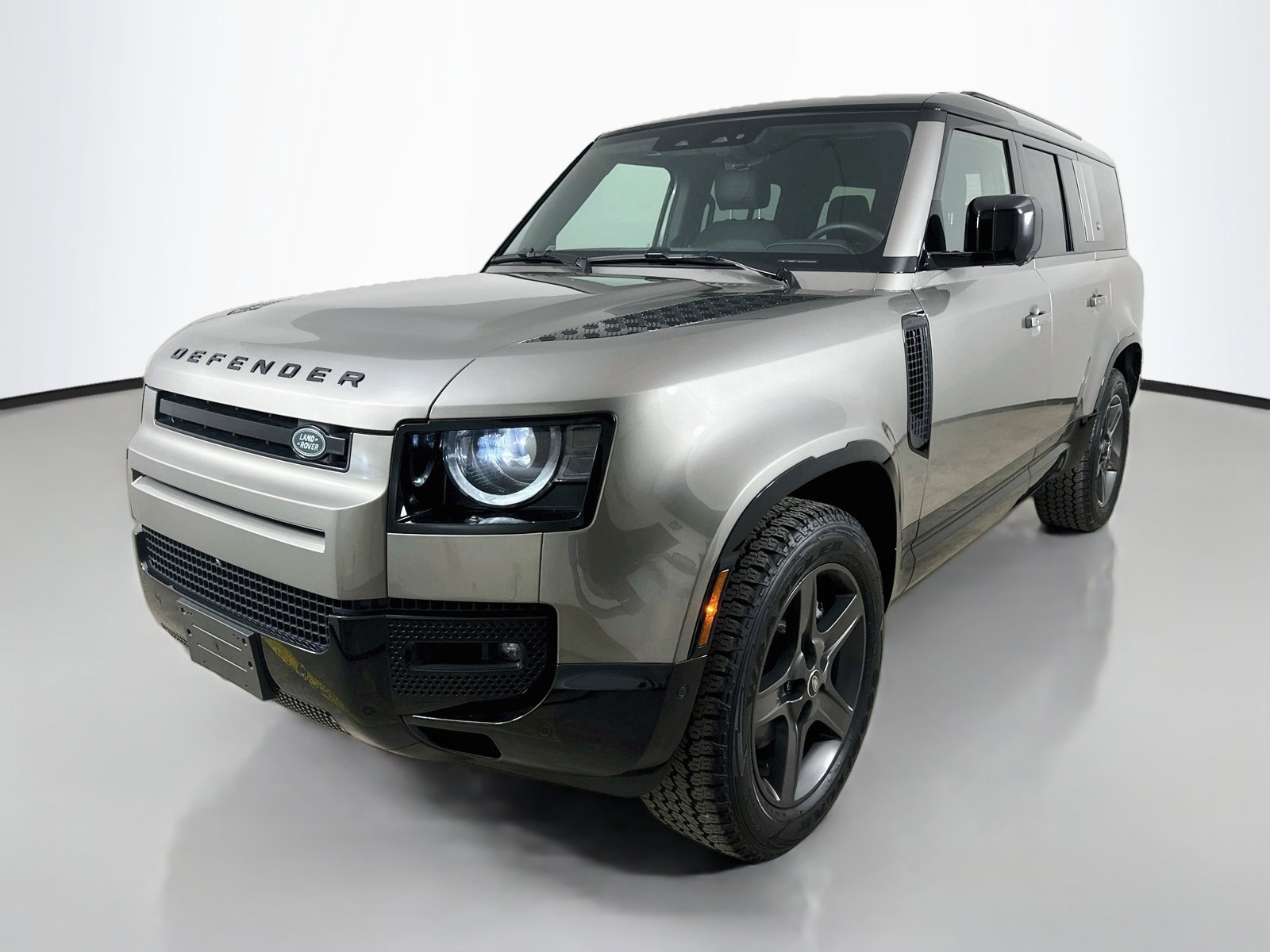 Used 2024 Land Rover Defender 130 X-Dynamic SE