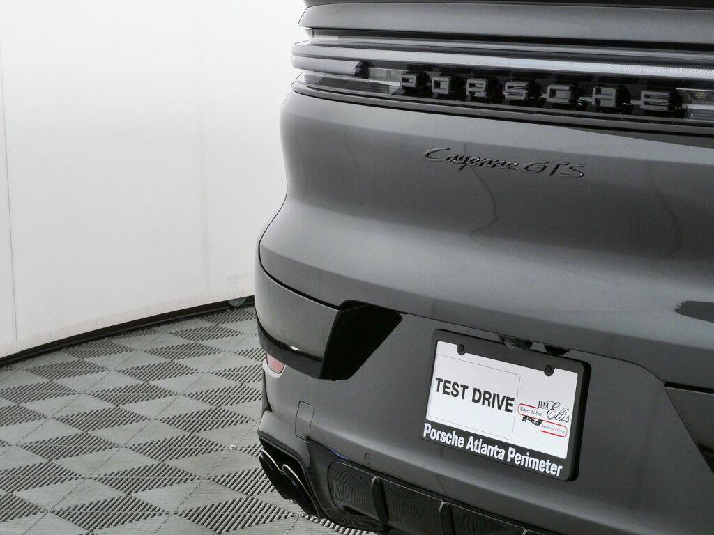 New 2026 Porsche Cayenne GTS AWD/4WD image 37