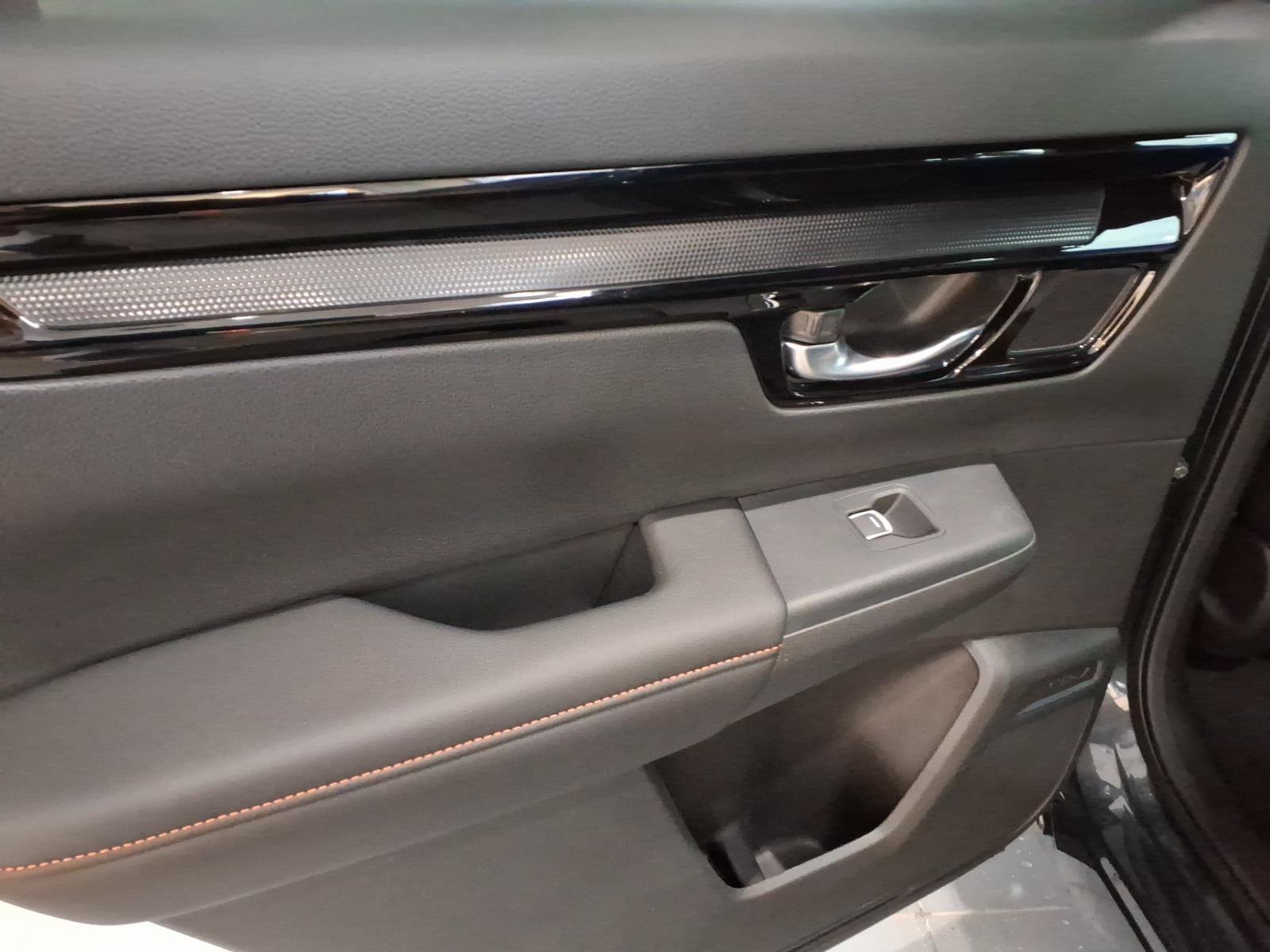 Certified 2026 Honda CR-V Sport Touring image 17
