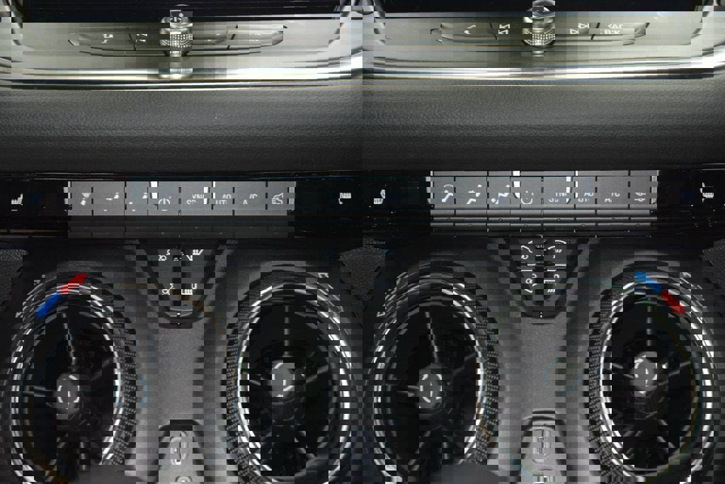 New 2026 Chevrolet Blazer LT w/ Convenience Package FWD image 31