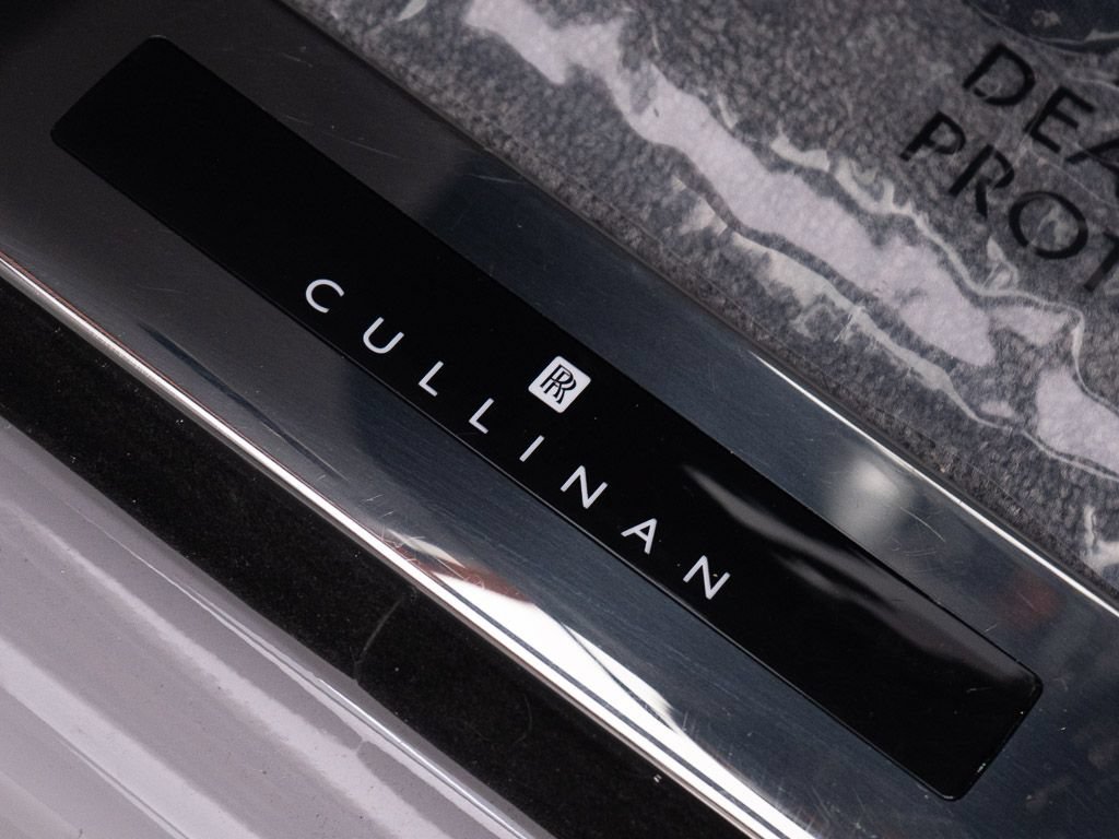 Certified 2026 Rolls-Royce Cullinan AWD/4WD image 20