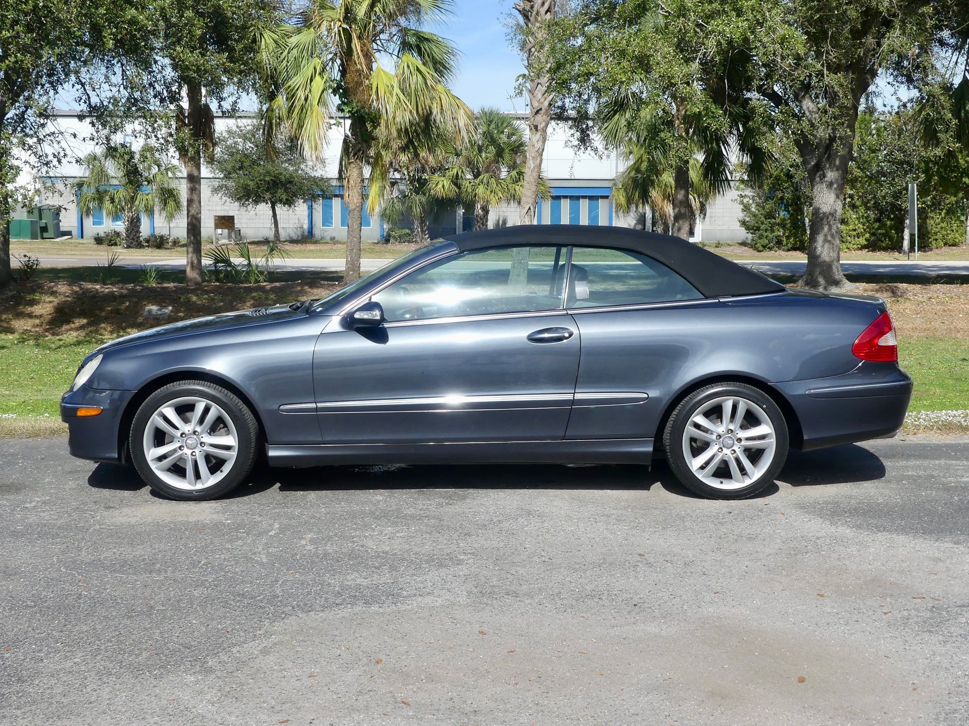 Used 2008 Mercedes-Benz CLK 350 Cabriolet image 17