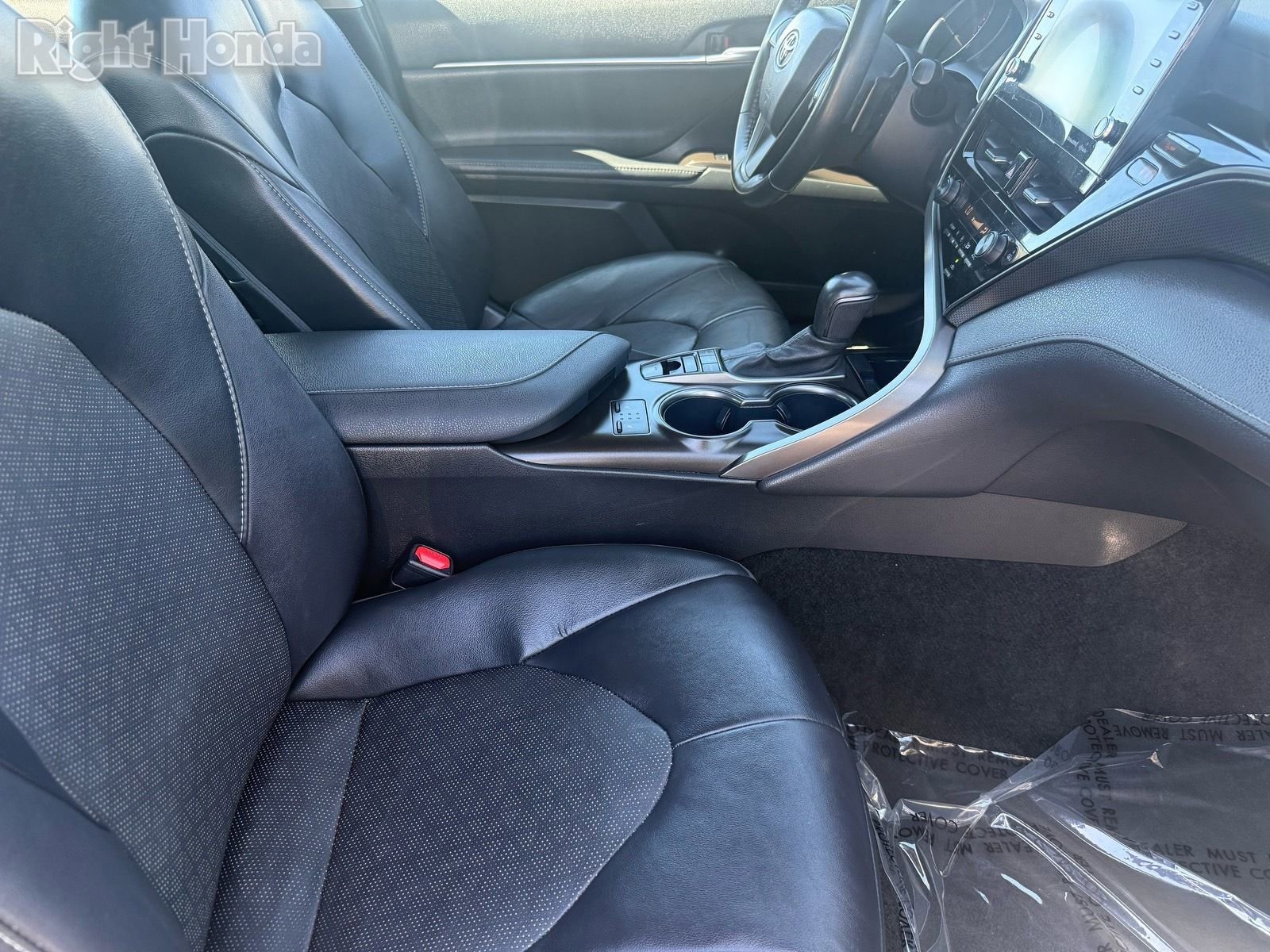 Used 2023 Toyota Camry XSE image 29