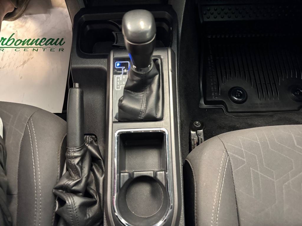 Used 2019 Toyota Tacoma TRD Off-Road w/ Technology Package AWD/4WD image 15